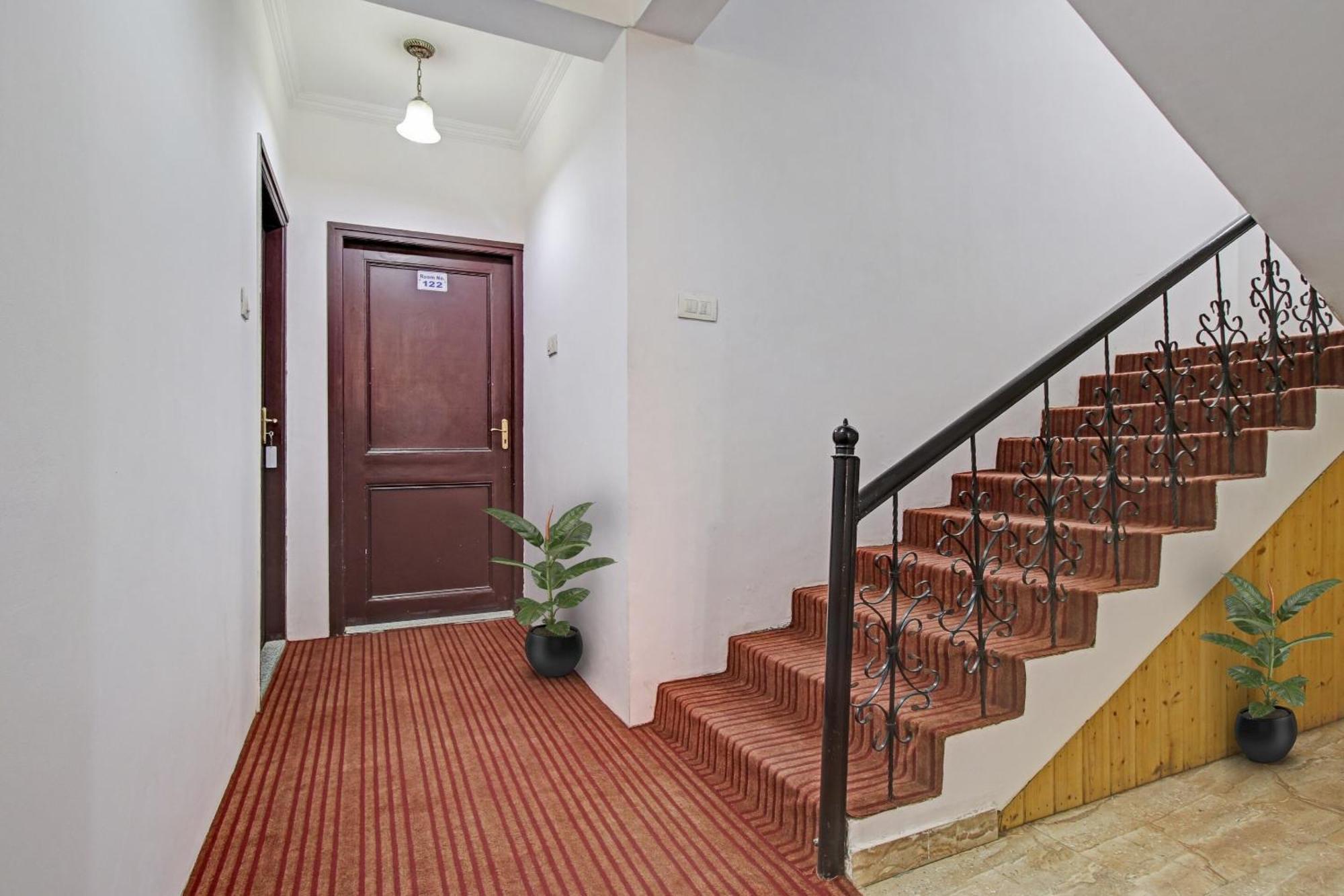 Srīnagar Hotel O Eco Rooms מראה חיצוני תמונה